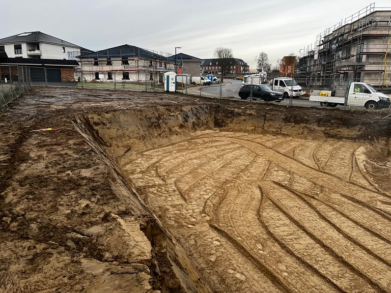 Keine Fotobeschreibung verfügbar (2)